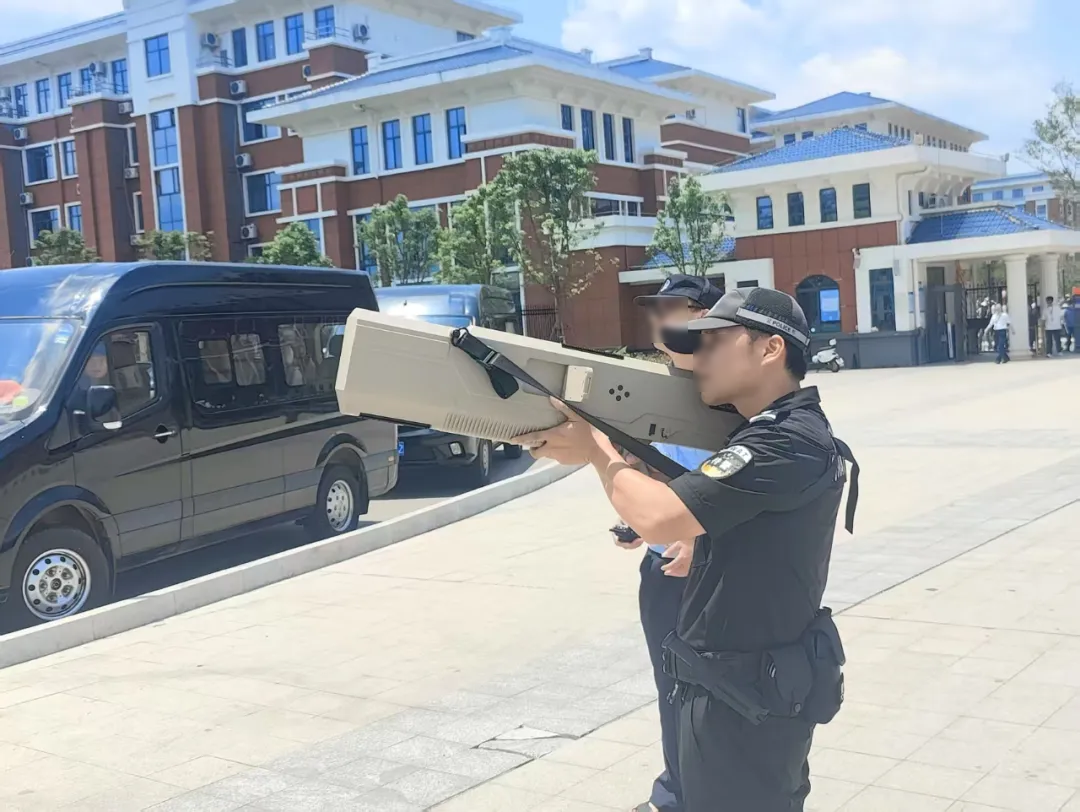 上海特金助力警方守护高考低空安全,祝福考生金榜题名! 上海特金助力警方守护高考低空安全,祝福考生金榜题名!